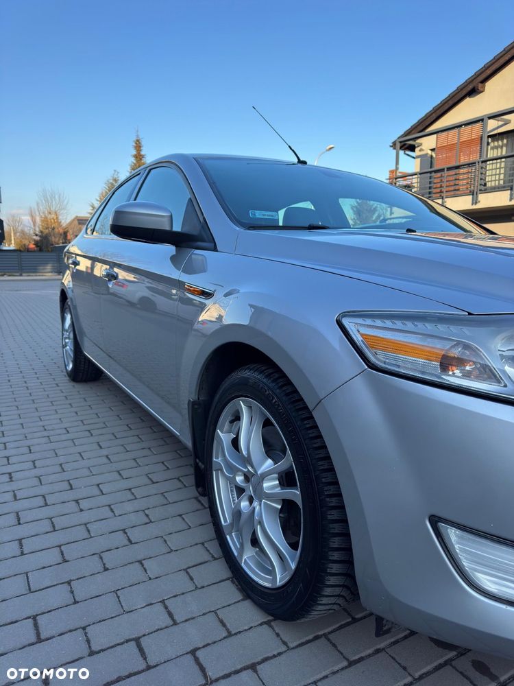 Ford Mondeo 1.8 TDCi Ghia - 17