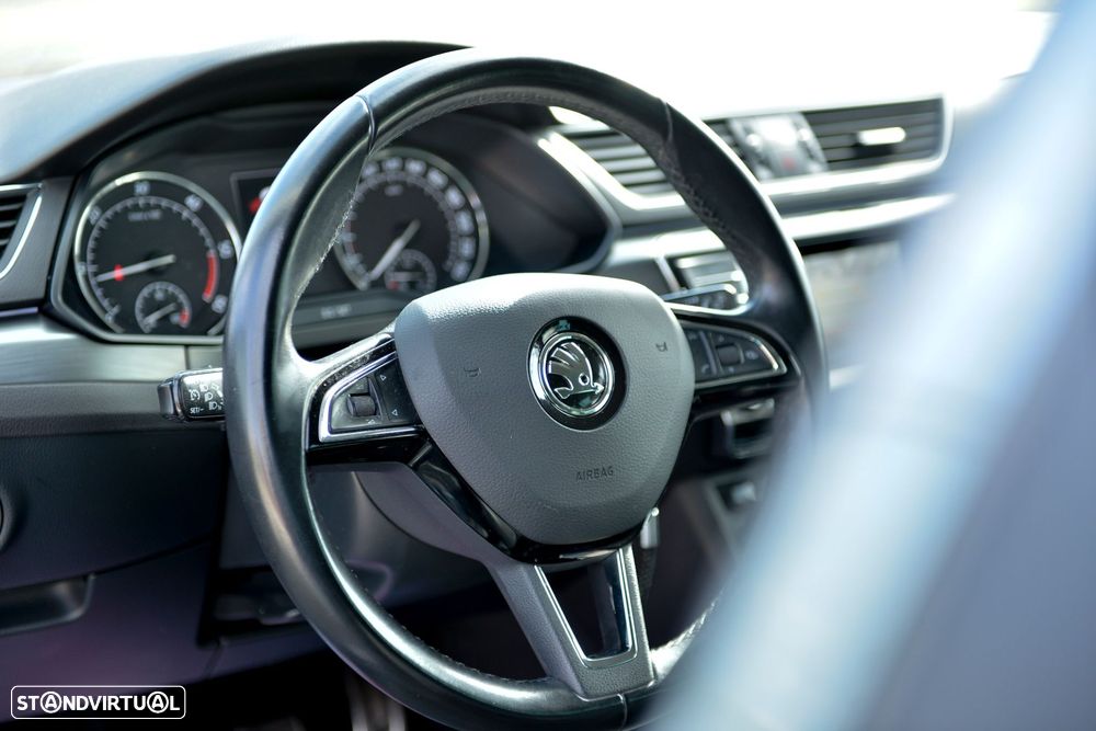 Skoda Superb Break 1.6 TDI Style - 26