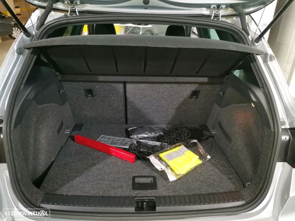 SEAT Arona 1.0 TSI FR - 10