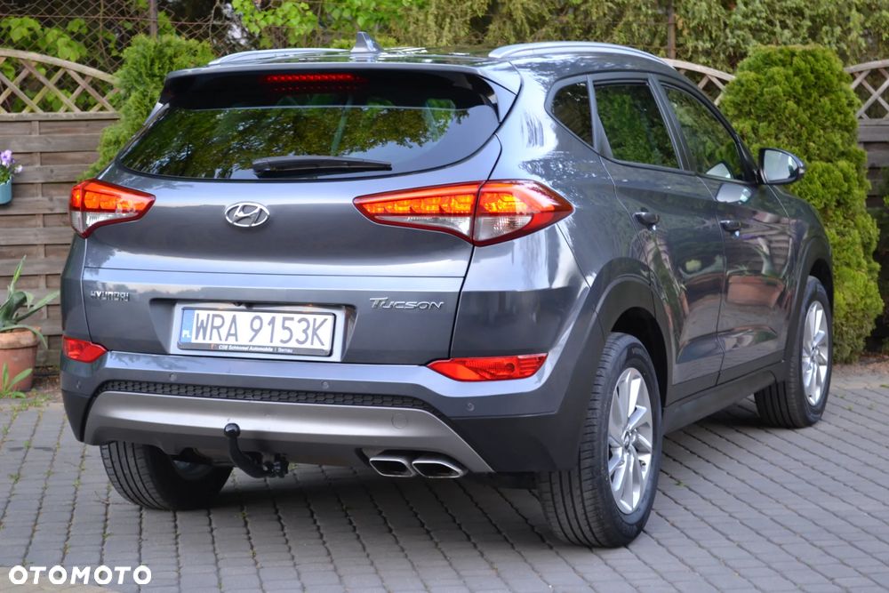 Hyundai Tucson 2.0 CRDI BlueDrive Comfort 2WD - 17
