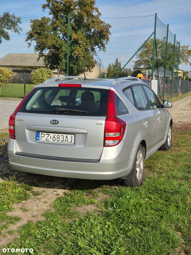 Kia Ceed - 3
