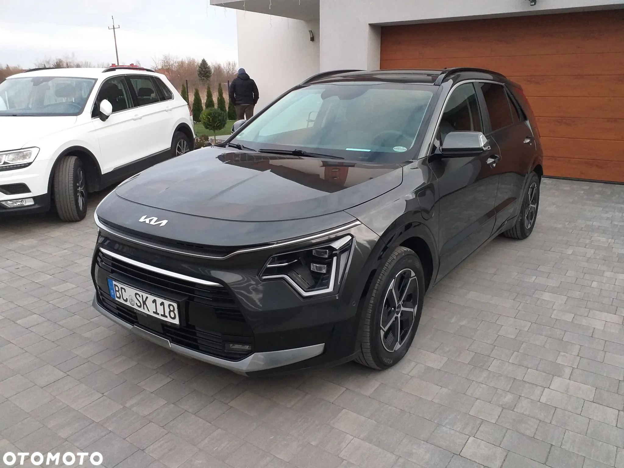 Kia Niro 1.6 GDI Plug-in Hybrid L Business Line - 2