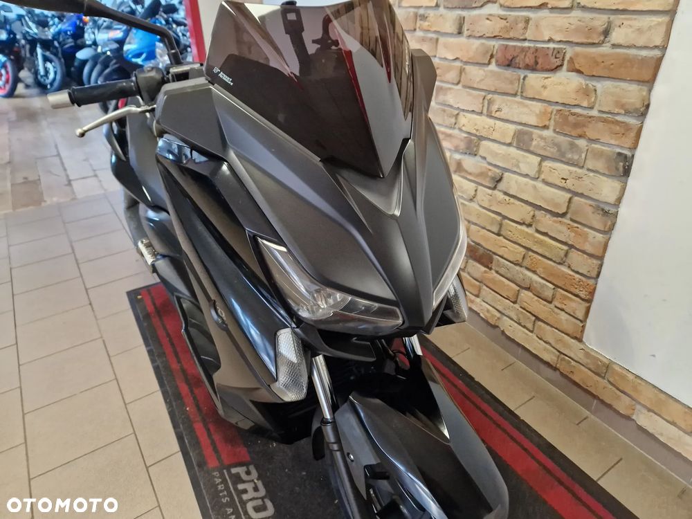 Yamaha X-max - 23