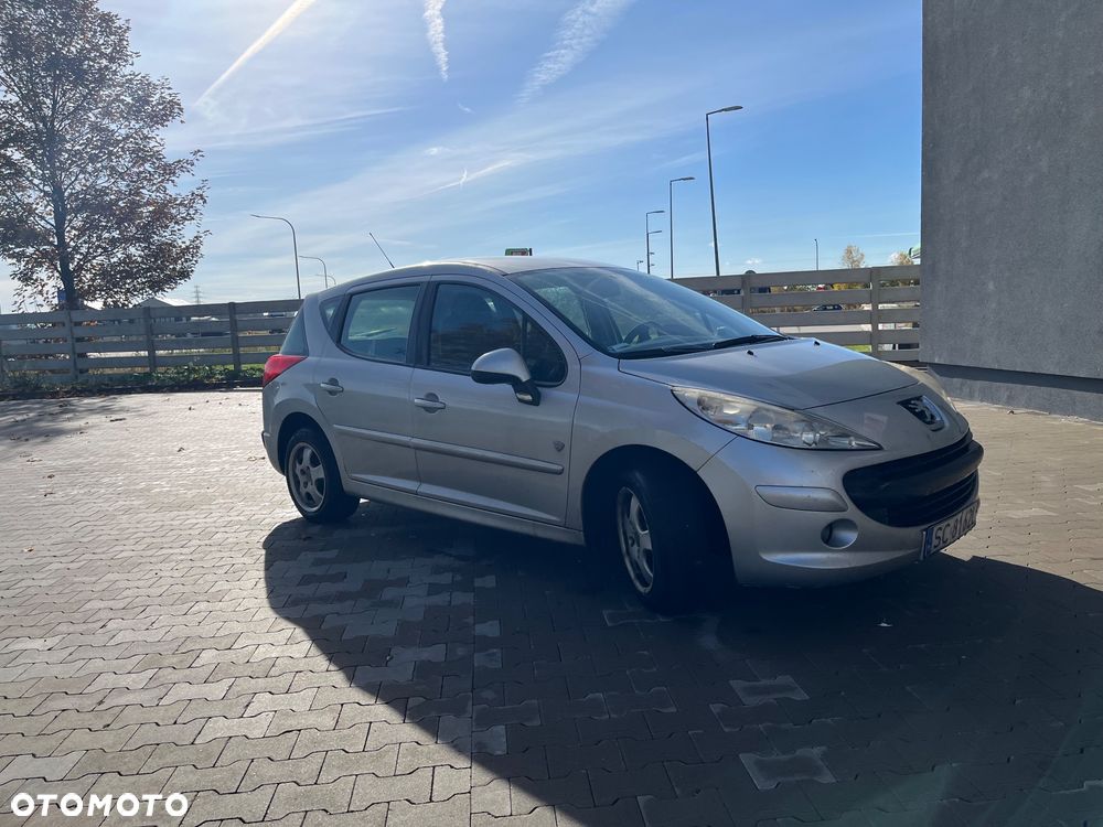 Peugeot 207 1.6 HDi - 8