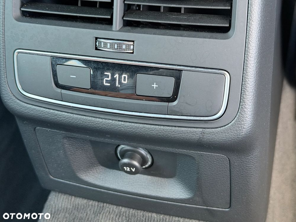 Audi A4 Avant 35 TFSI S tronic S line - 27