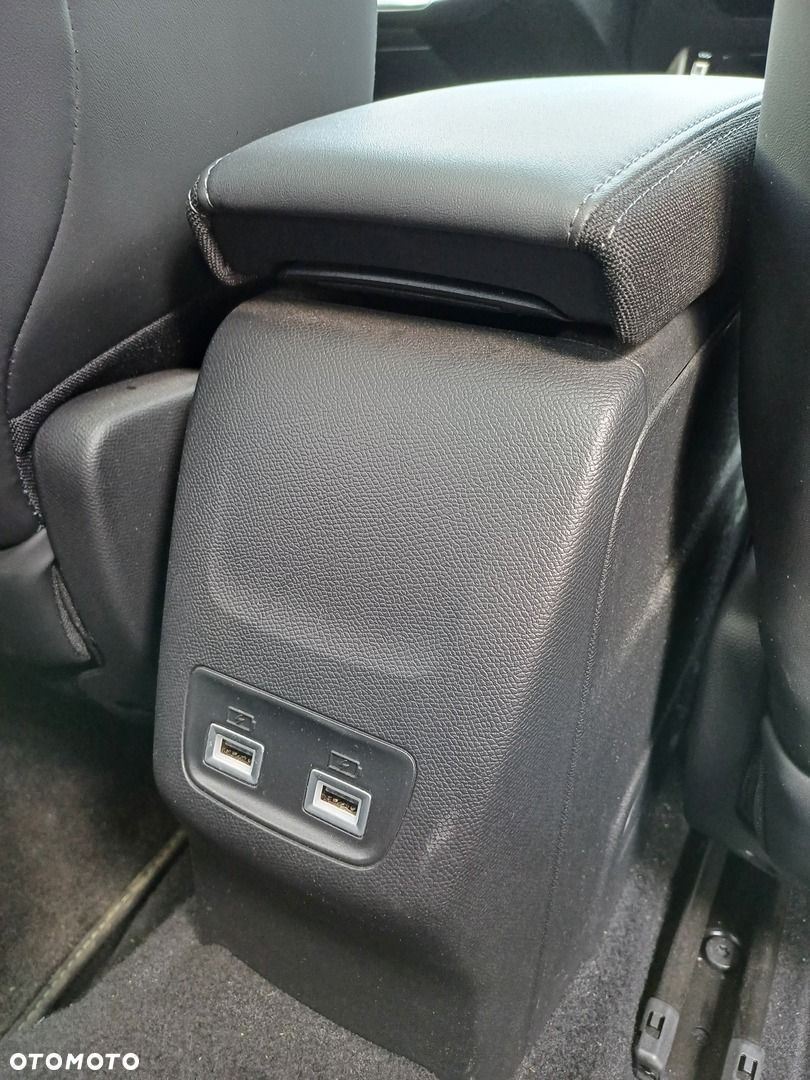 Peugeot 2008 e-2008 GT Pack - 35