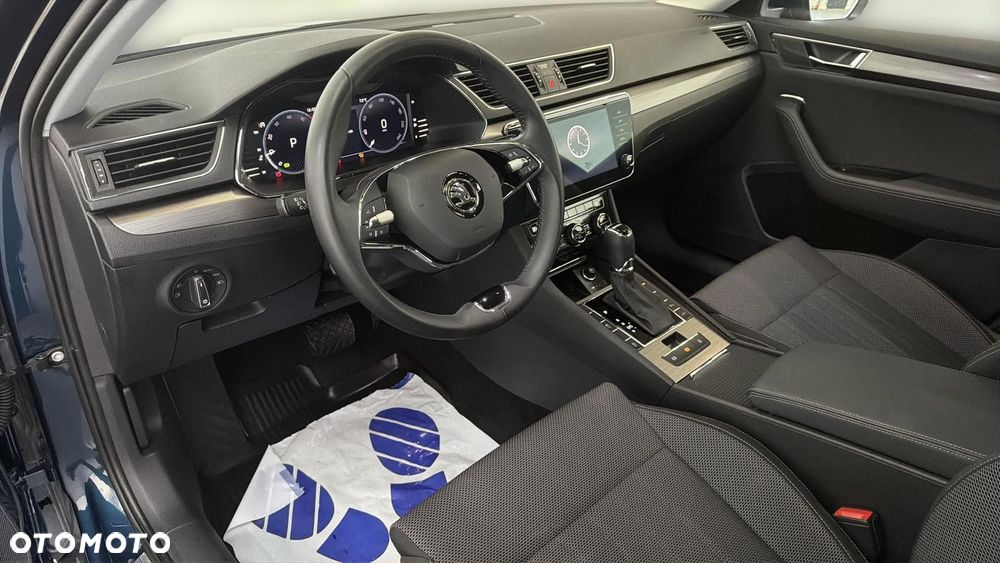 Skoda Superb 2.0 TDI SCR Style DSG - 10