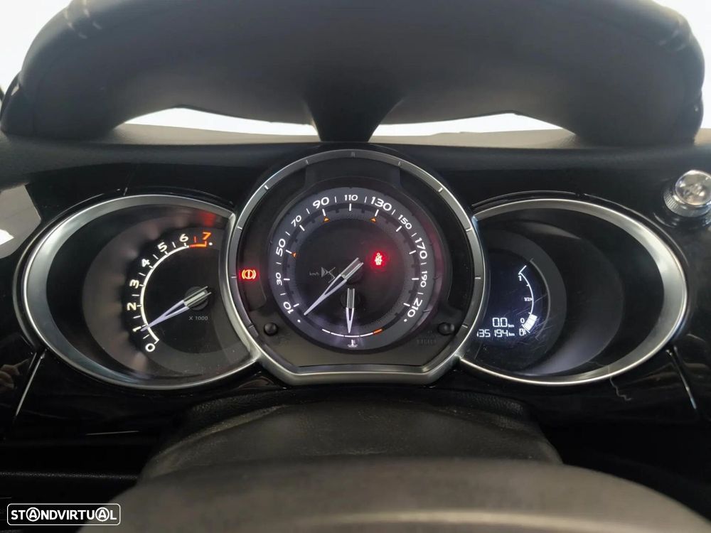DS DS3 PureTech 130 Start & Stop SportChic - 38