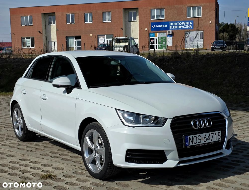 Audi A1 Sportback 1.4 TDI (ultra) design - 3