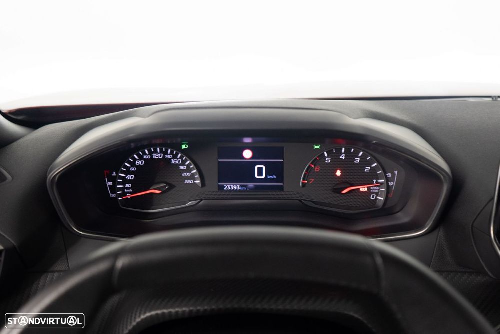 Peugeot 2008 1.2 PureTech Active Pack - 28