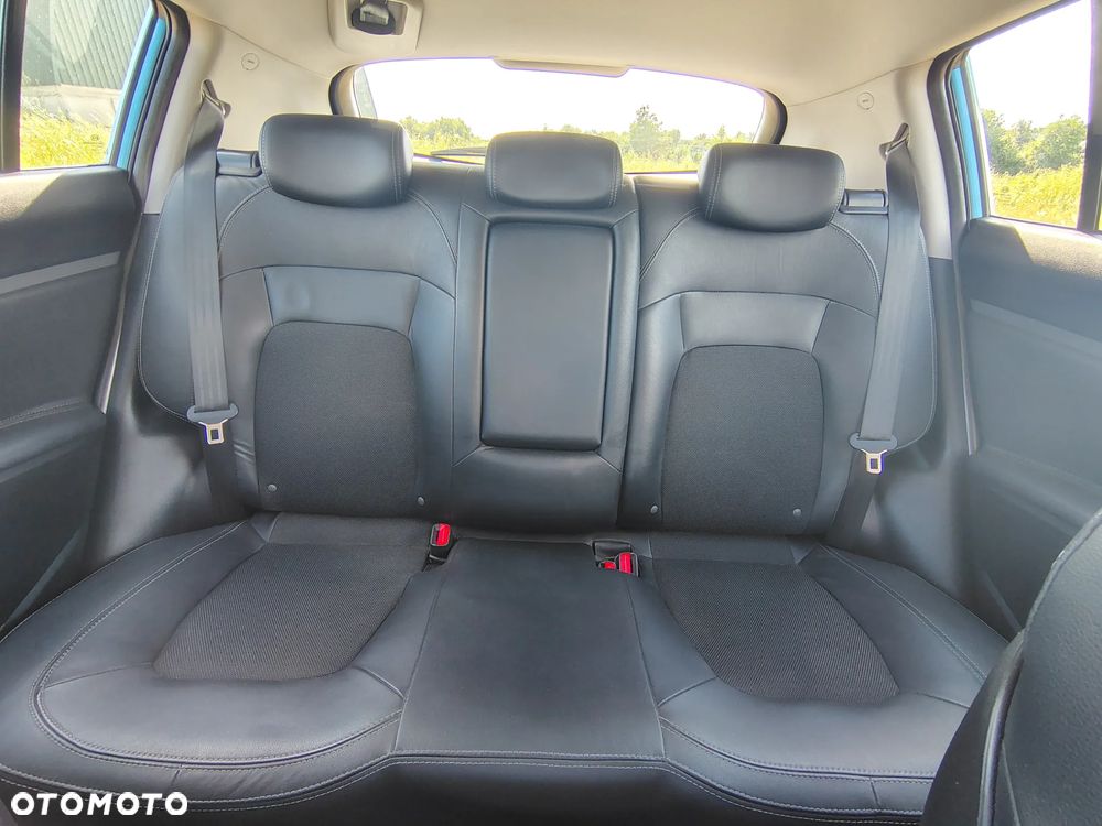 Kia Sportage 2.0 CVVT 2WD Spirit - 24