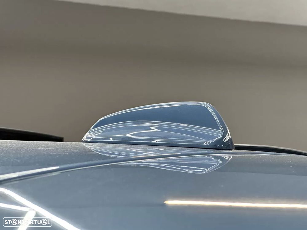 Volvo XC 40 1.5 T4 PHEV R-Design - 57