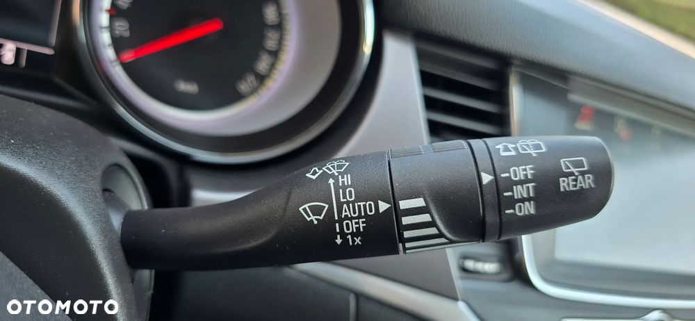 Opel Astra 1.4 Turbo Start/Stop Dynamic - 37