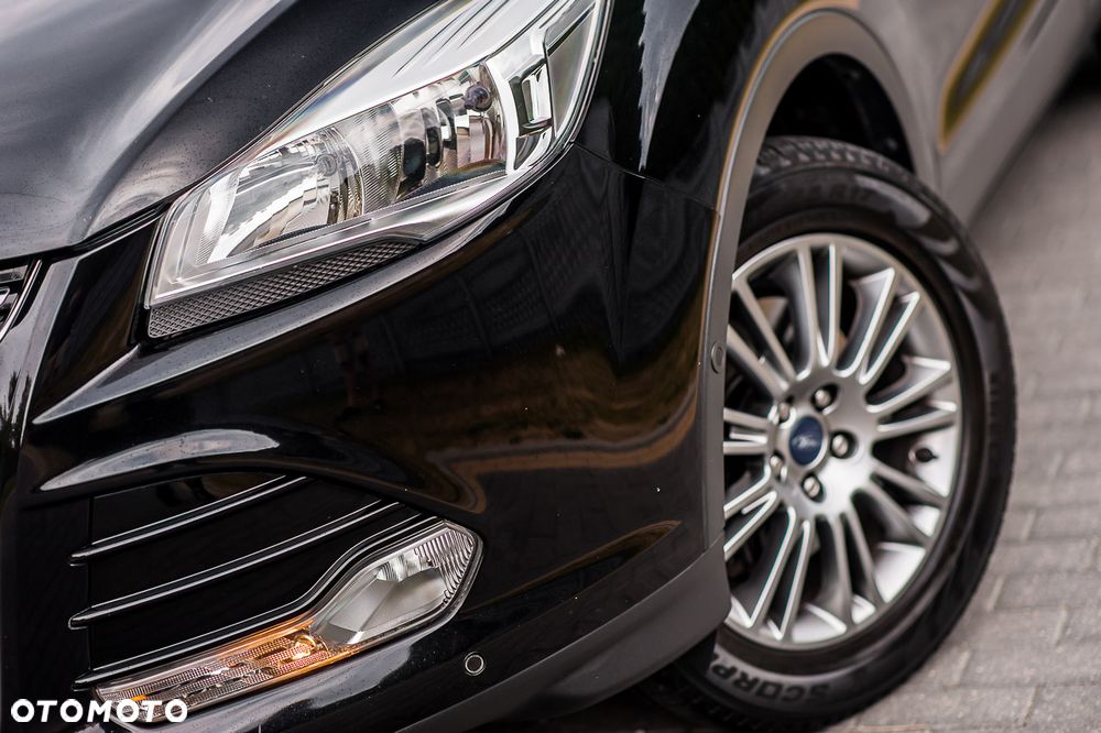Ford Kuga 2.0 TDCi FWD Titanium - 13