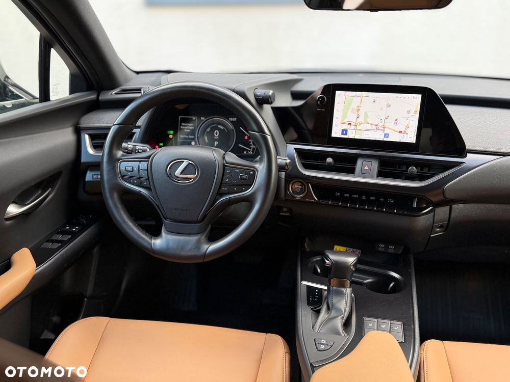Lexus UX 250h GPF F Sport Design+ 2WD - 20