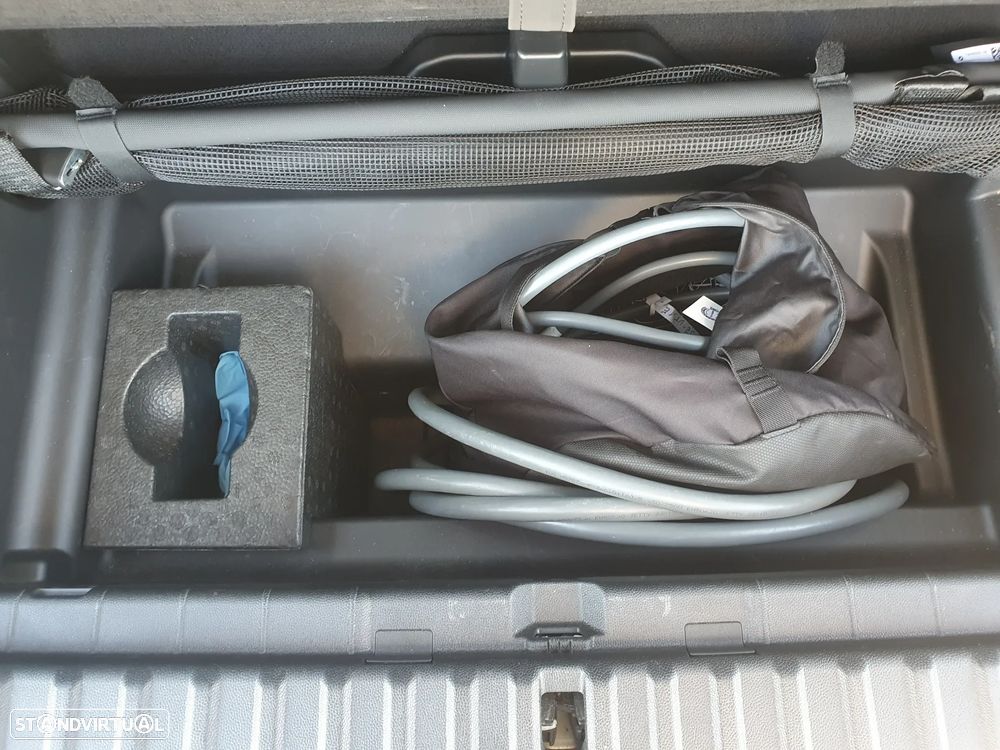 BMW iX xDrive 50 Pack Desportivo - 11