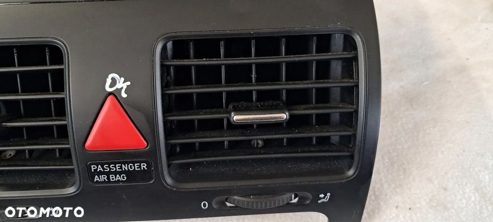 Kratka Nawiewu Środkowa Deski Konsoli VW Golf V 1K0819743B - 5