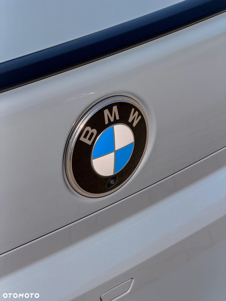BMW Seria 7 730d xDrive mHEV - 21
