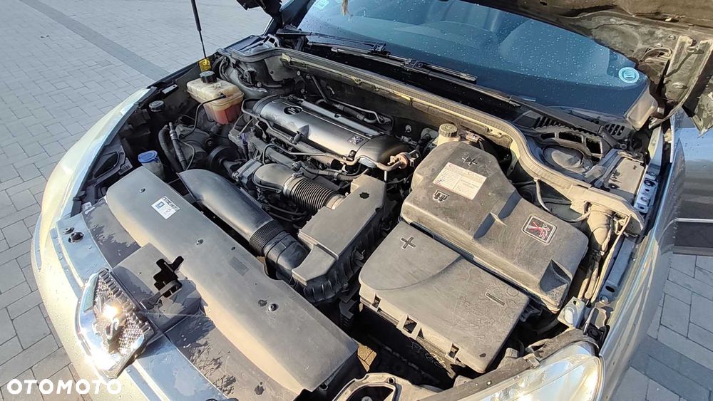 Peugeot 407 - 6