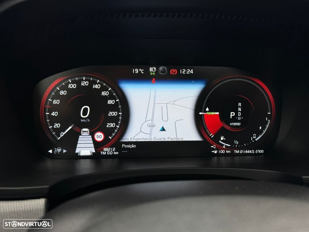 Volvo V90 2.0 T8 PHEV R-Design AWD - 38