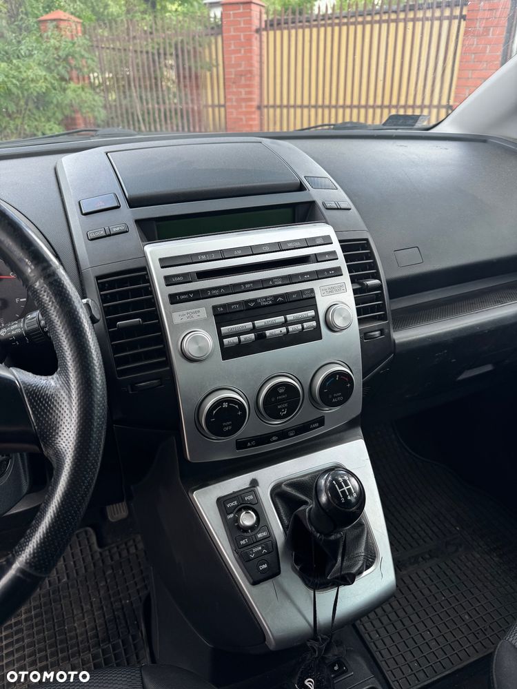 Mazda 5 - 13