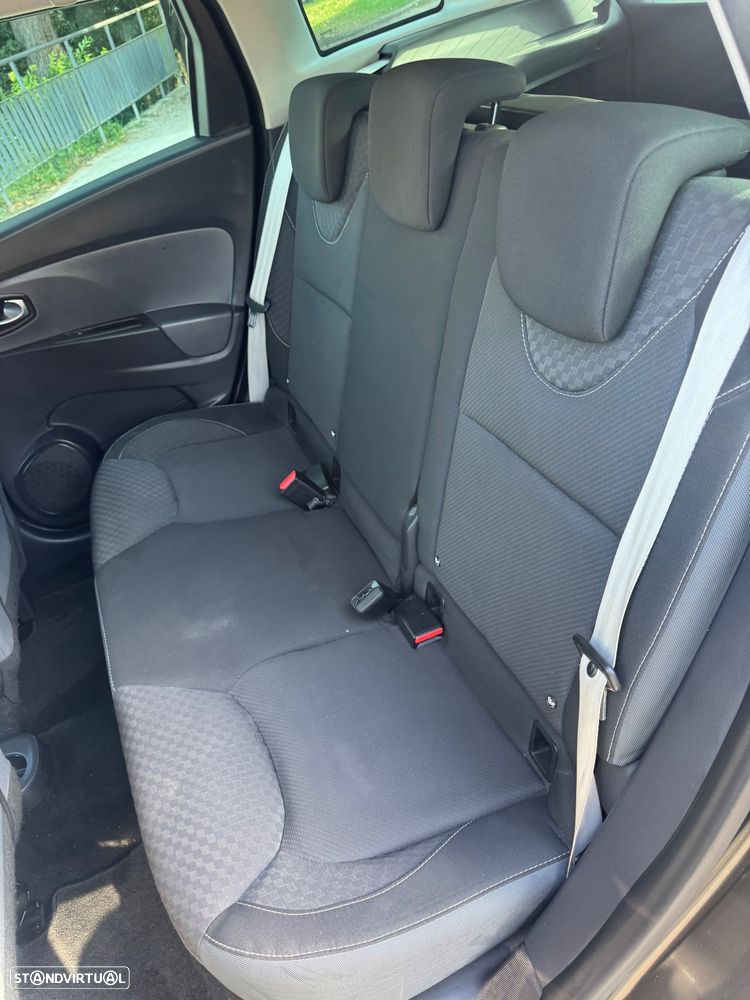 Renault Clio - 13