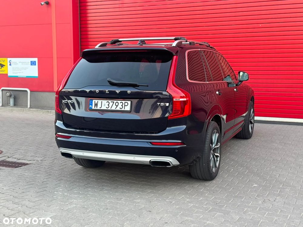 Volvo XC 90 T5 AWD Momentum - 10
