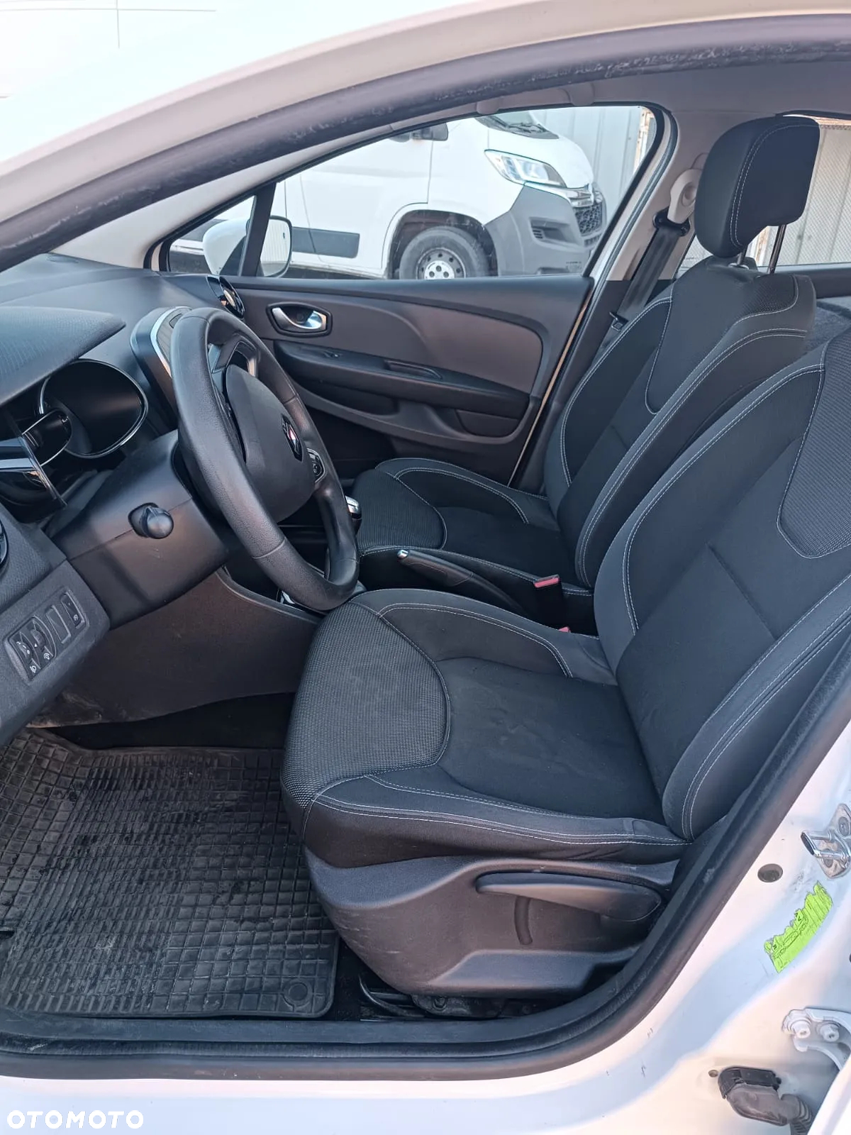 Renault Clio 1.5 dCi Energy Life - 9