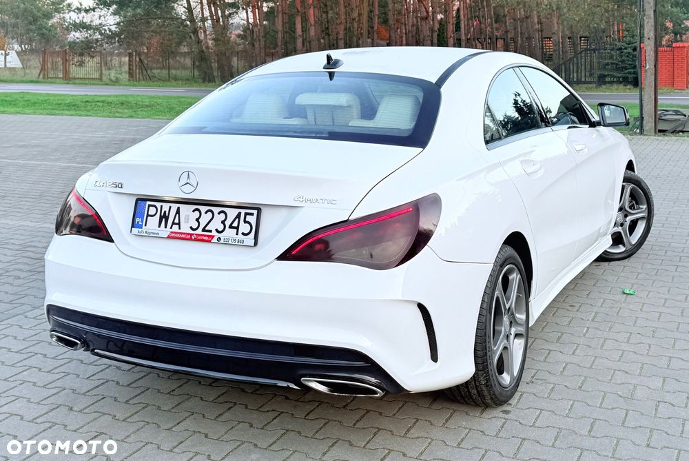 Mercedes-Benz CLA 250 4-Matic AMG Line - 6