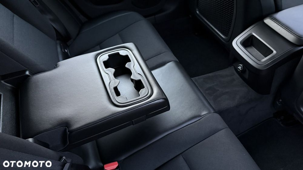 Volvo V60 D3 Momentum - 35