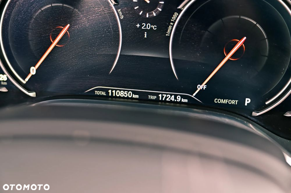 BMW Seria 7 750i xDrive - 20