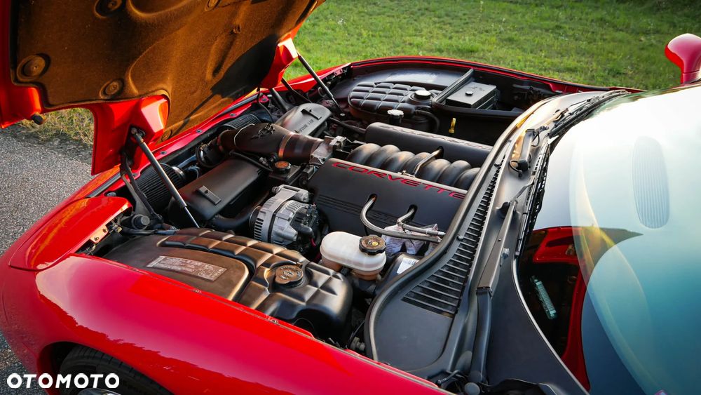 Chevrolet Corvette - 32