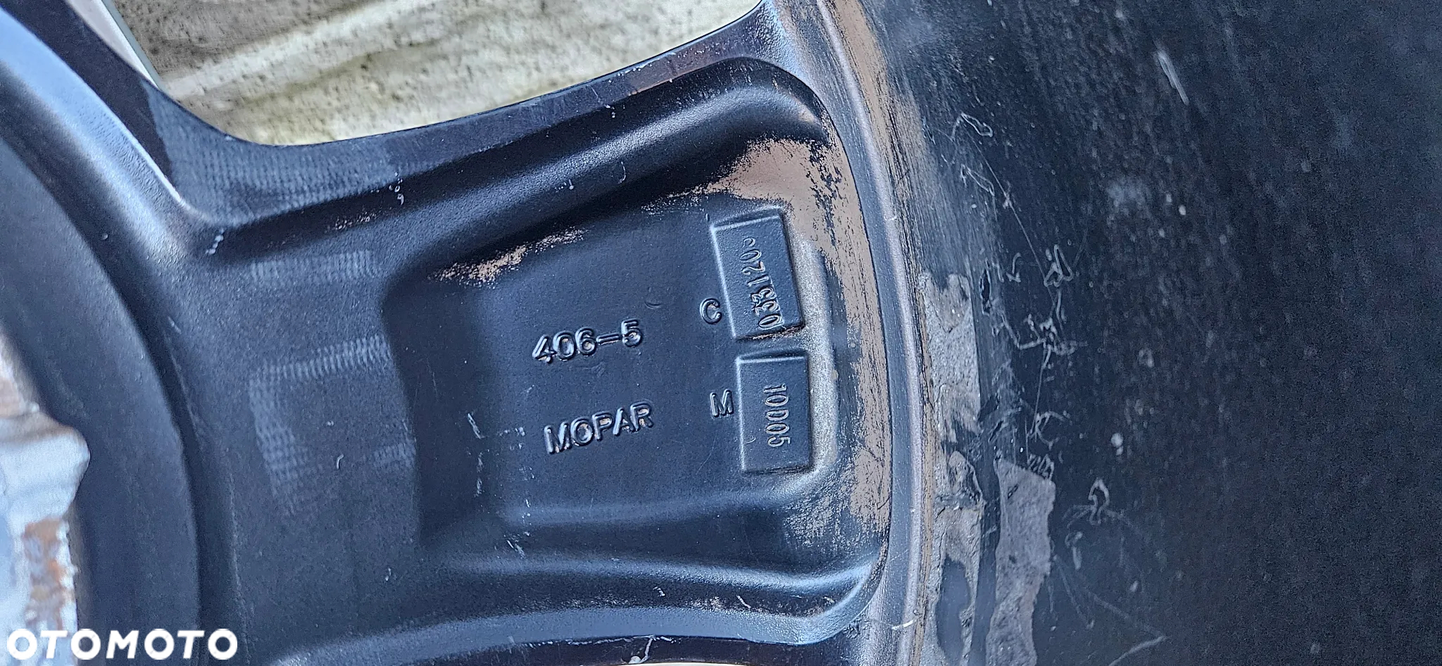RAM 1500 V 5 2019-  Felgi aluminiowe Komplet felg Alufelgi 275/65/20 R20 20 Cali Felga 5YD55TRMAA 6x139.7 Opona bardzo ładna DOT 34/23 michelin - 30