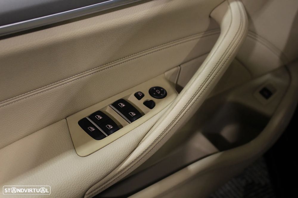 BMW 540 d xDrive Line Luxury Auto - 21