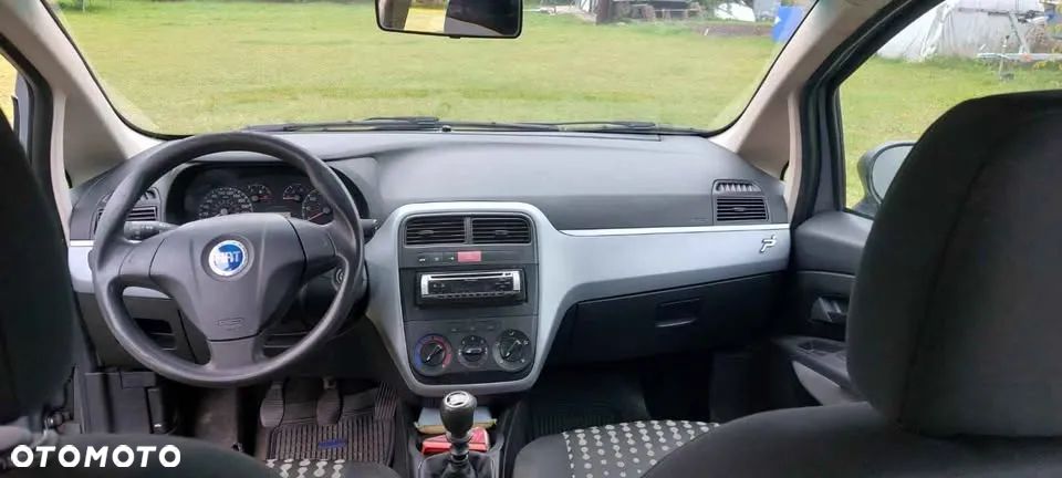 Fiat Grande Punto - 6