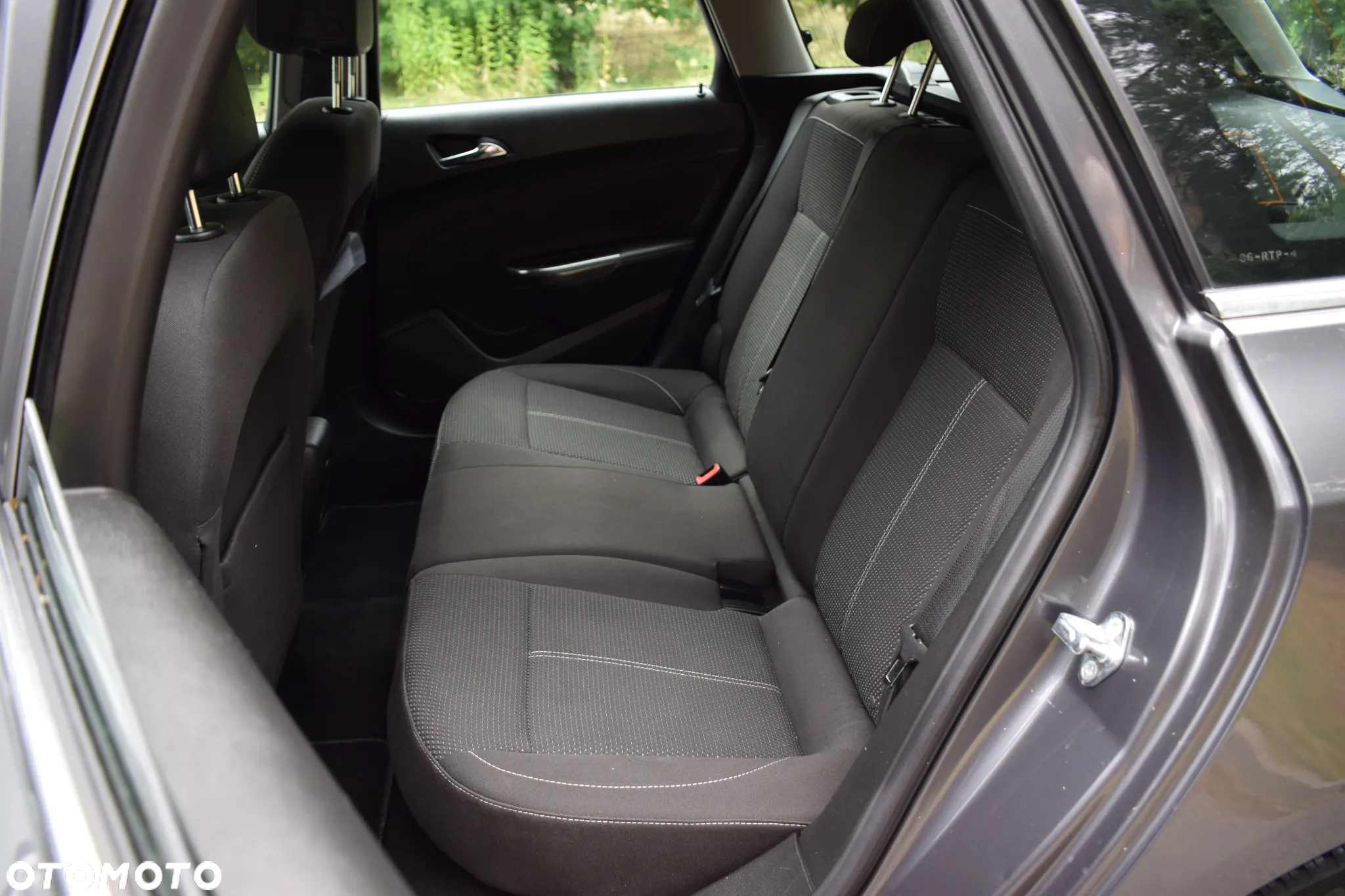 Opel Astra 1.6 Turbo Cosmo - 22