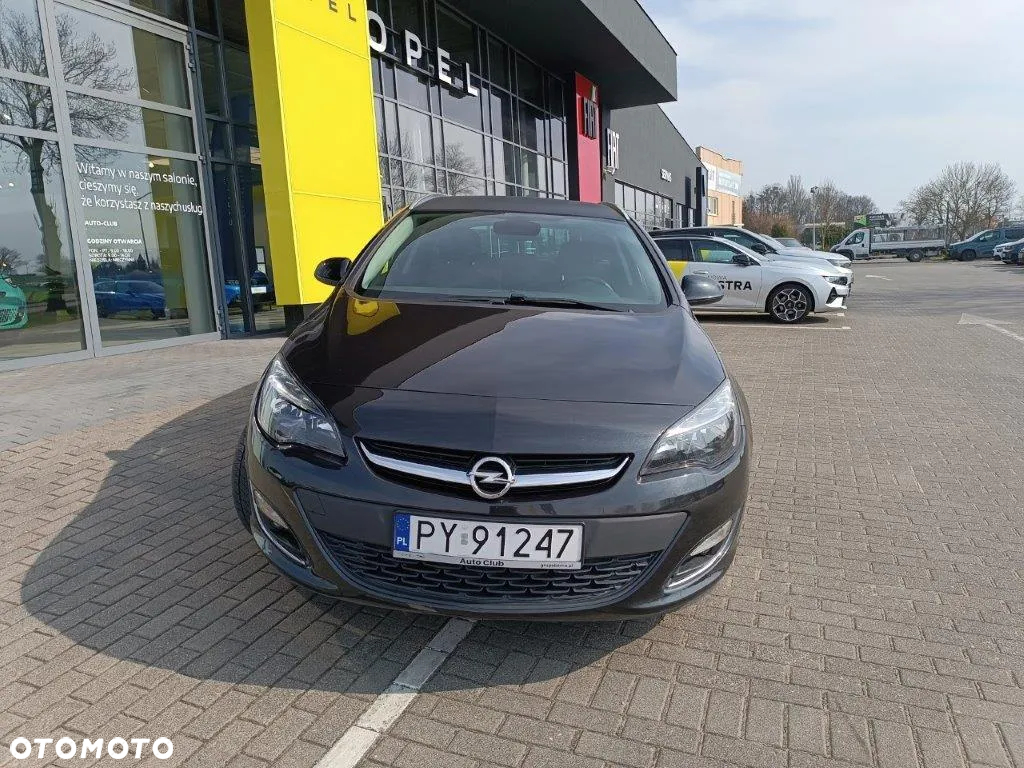 Opel Astra 1.6 D (CDTI) Start/Stop Sports Tourer Dynamic - 2