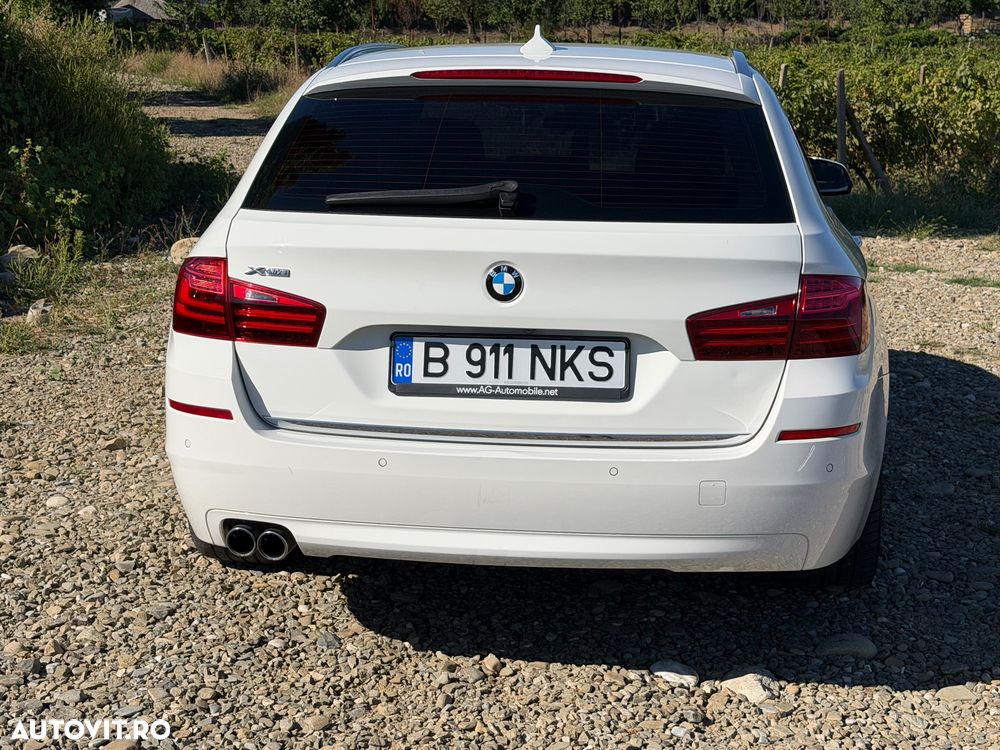 BMW Seria 5 520d xDrive Aut. Luxury Line - 7