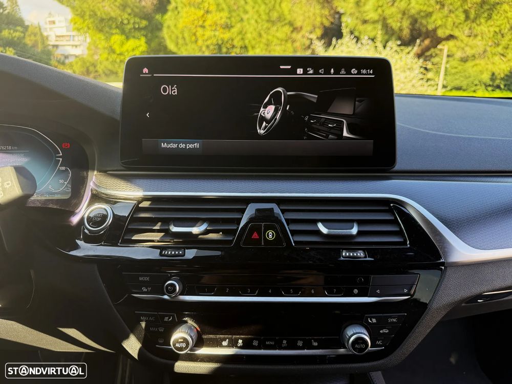 BMW 530 e Pack Desportivo M - 18