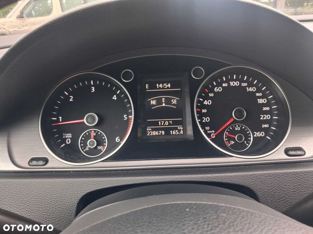 Volkswagen Passat Variant 2014 photo 4