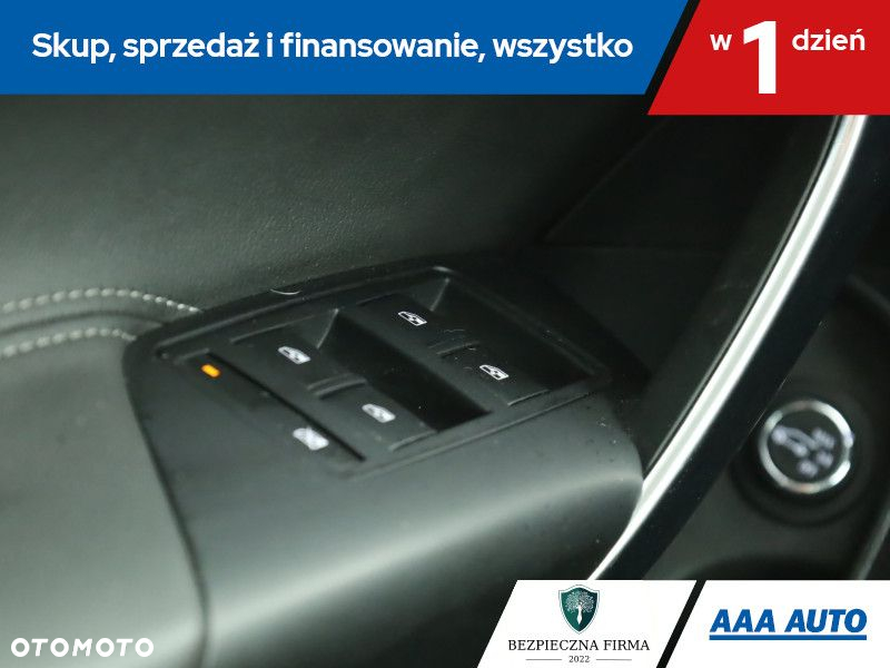 Opel Insignia - 17