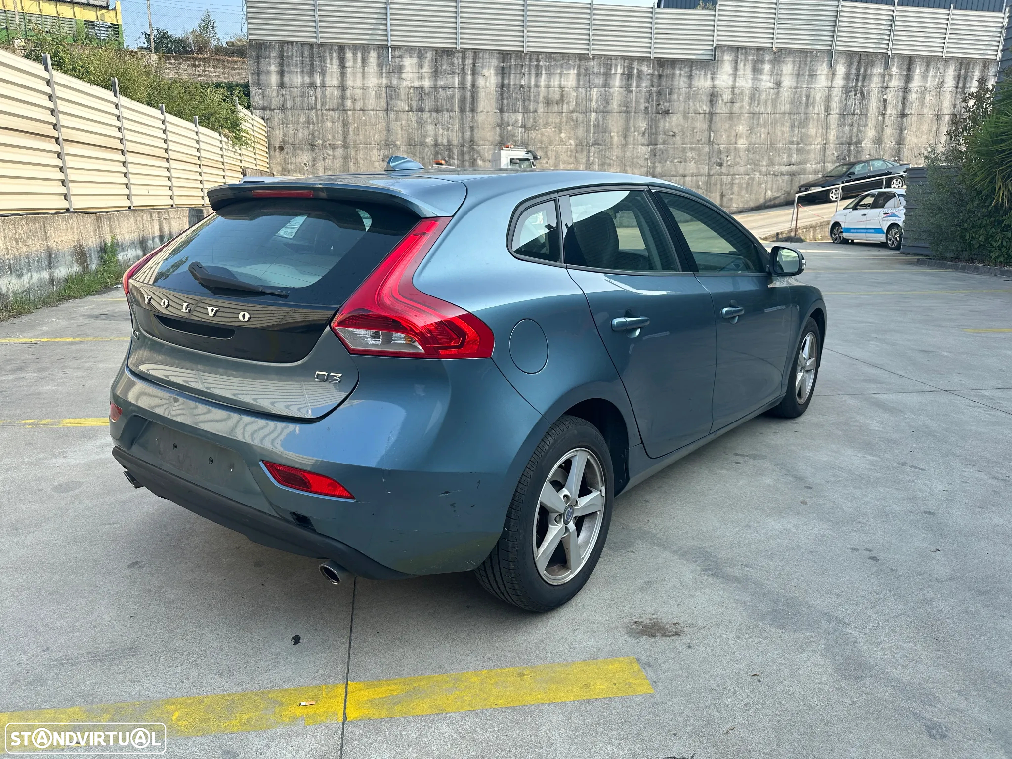 VOLVO V40 D3 DE 2014 PARA PEÇAS - 4