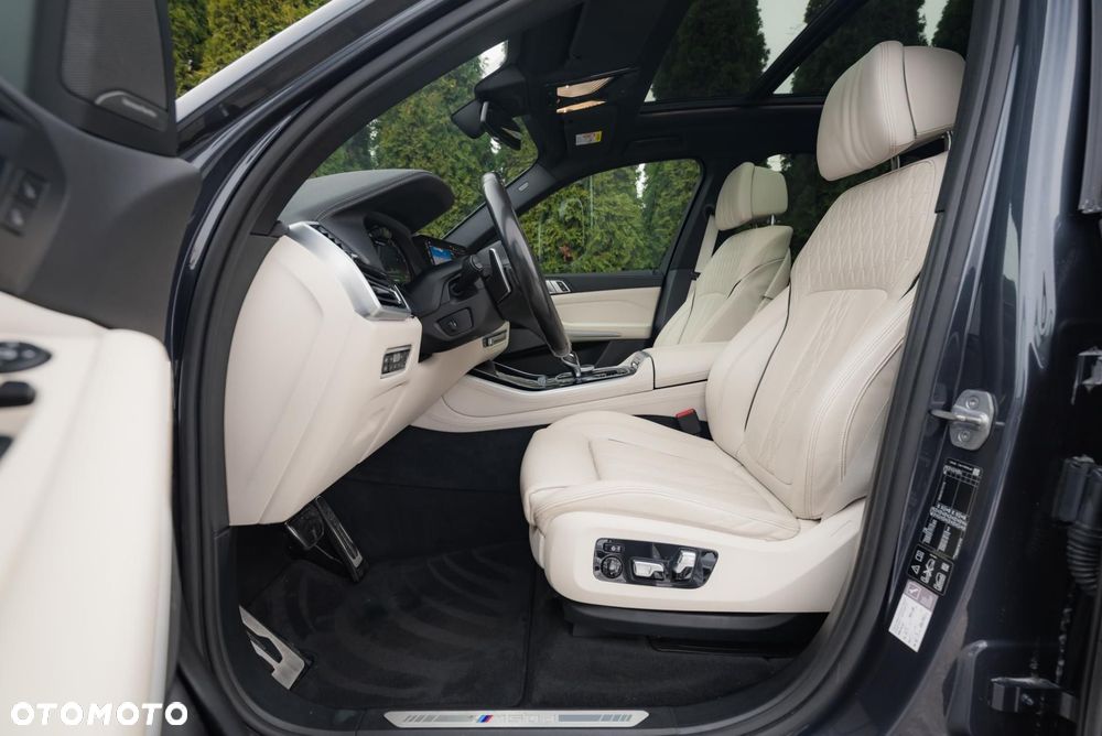 BMW X5 M M50d - 16