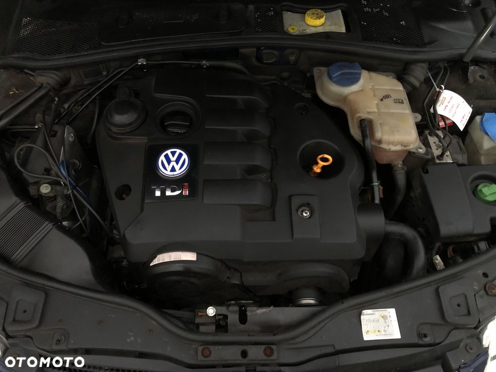Volkswagen Passat - 24