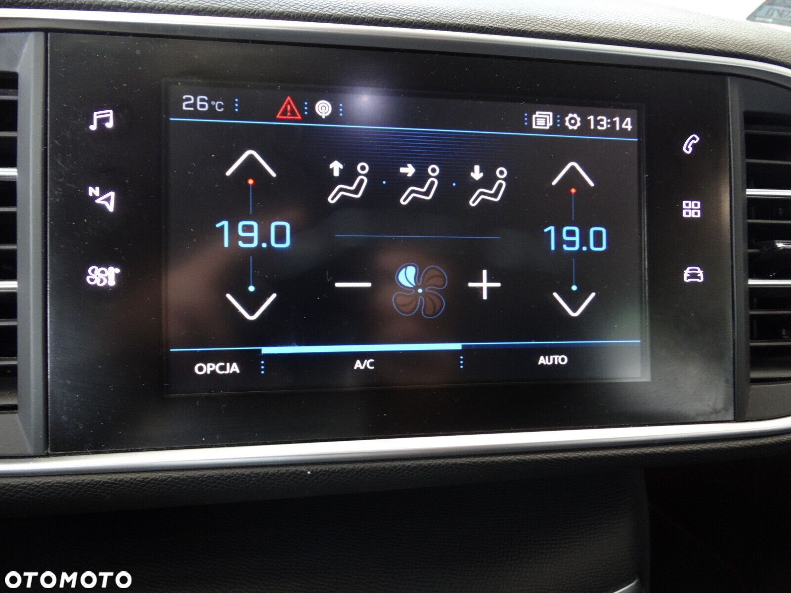 Peugeot 308 - 23