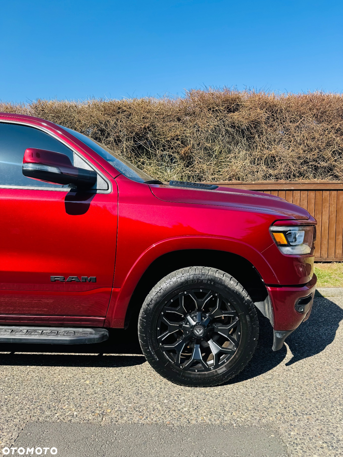 RAM 1500 Crew Cab Laramie - 20