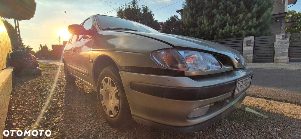 Renault Megane - 5