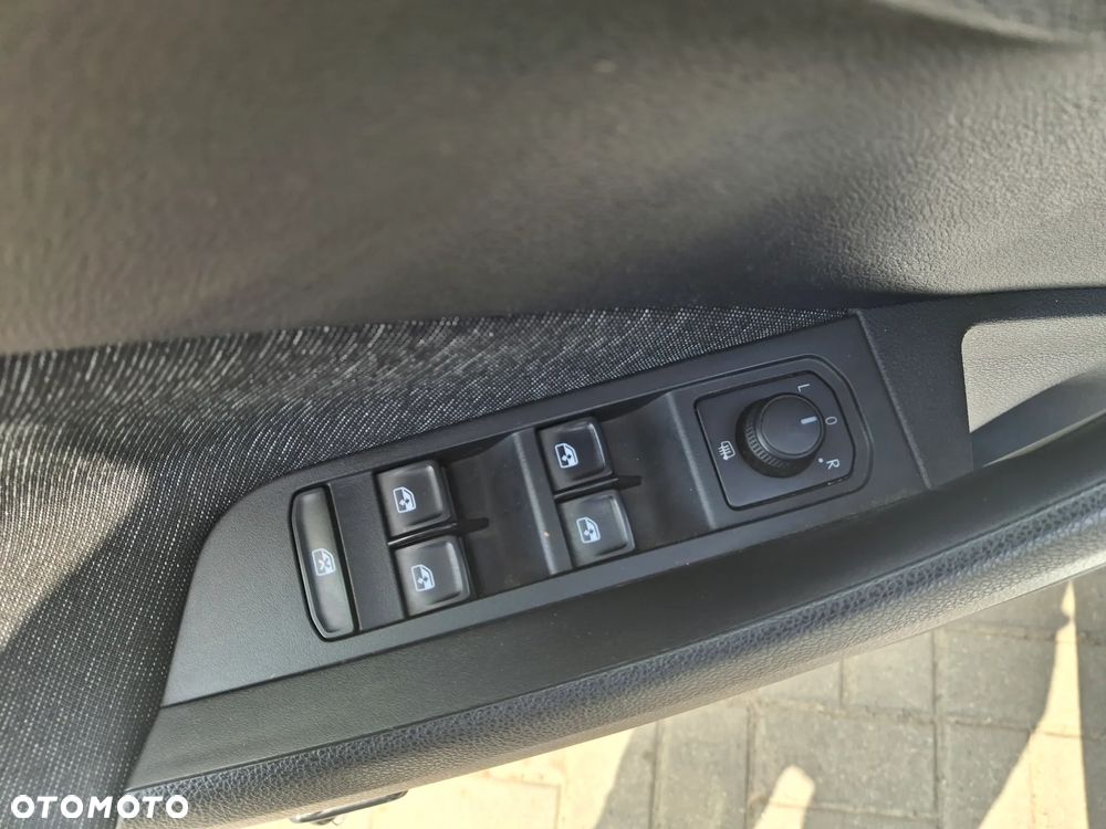 Skoda Kamiq 1.0 TSI Style DSG - 17