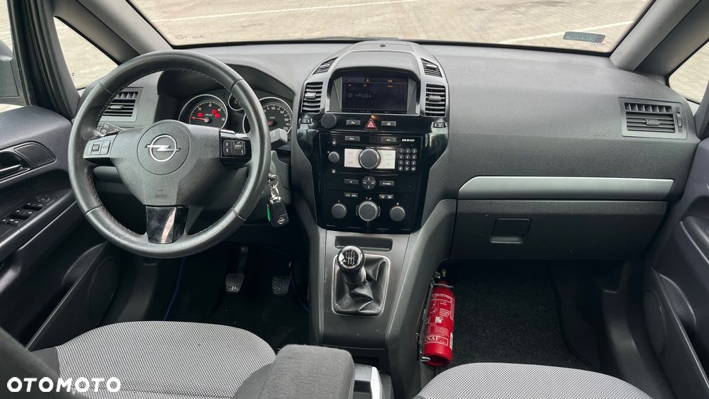 Opel Zafira 1.7 CDTI Essentia - 7