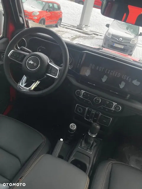 Jeep Wrangler Unlimited GME 2.0 Turbo Sahara - 11
